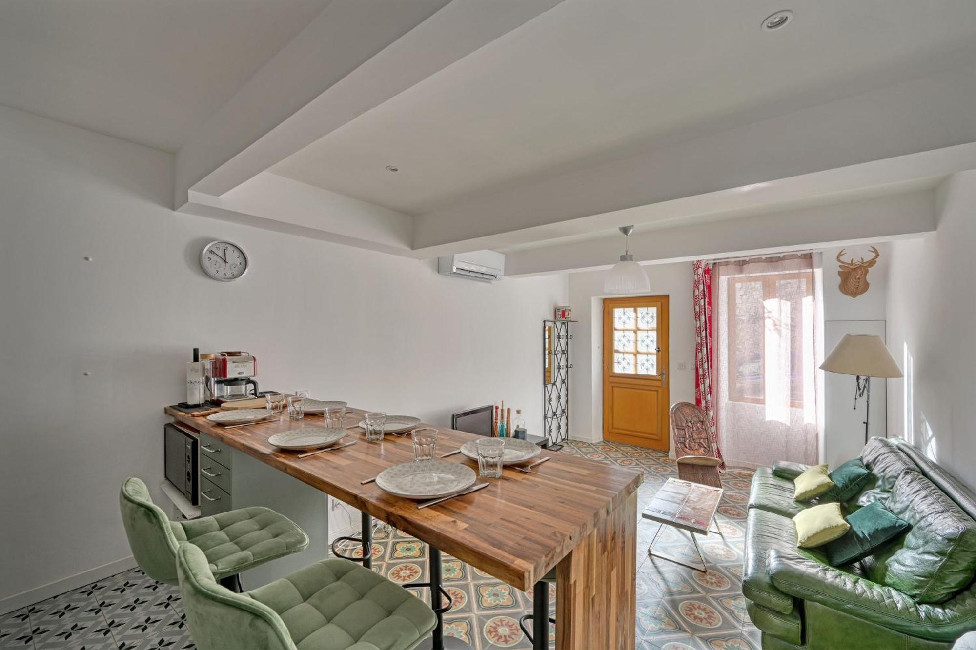 La Cigale - Vieux Village - Charmante Maisonnette Climatisee Avec Jardin Villeneuve-lès-Avignon Extérieur photo
